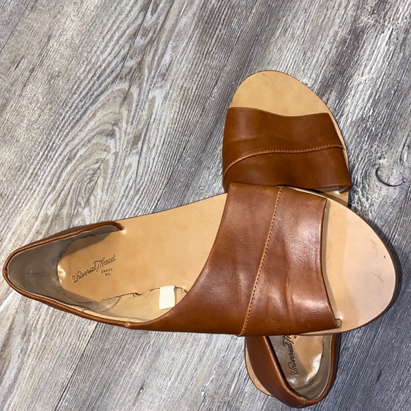 Universal Thread Shoes - Universal thread sandals